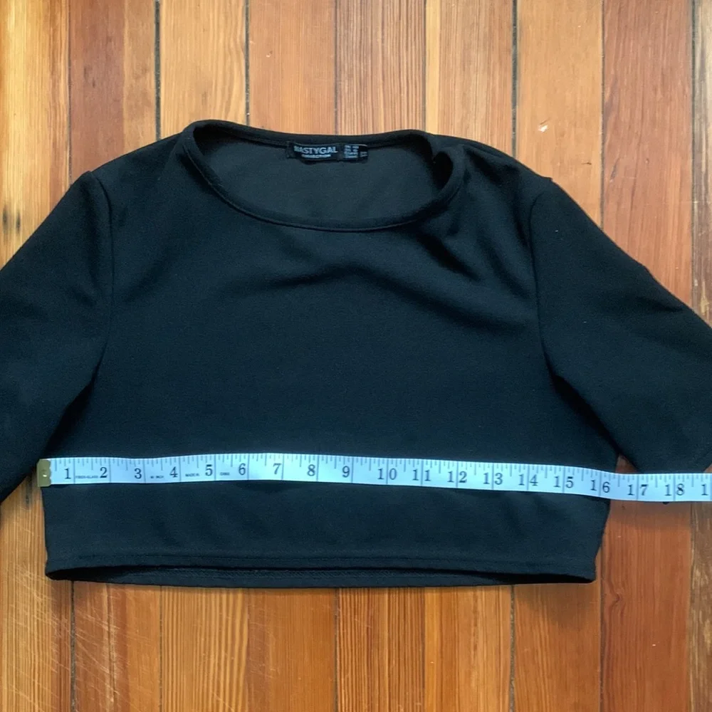 Super crop tee 🖤 - Picture 4 of 5